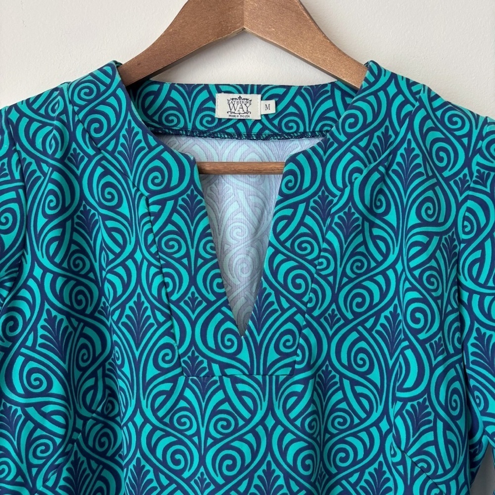 Katherine Way Aqua Blue Scroll Print Tunic Top Medium Resortwear - Picture 2 of 6